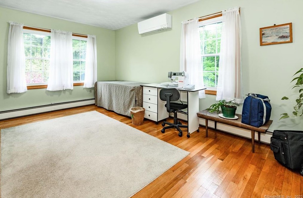 75 Tamara Cir, Avon CT 06001-2234 exterior