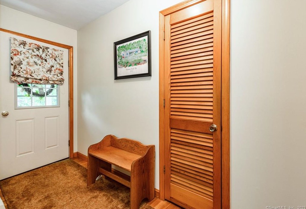 75 Tamara Cir, Avon CT 06001-2234 exterior