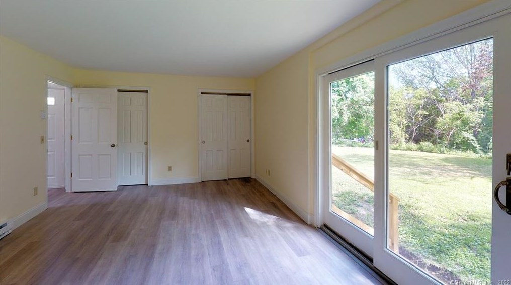 61 Duane Ln, Unionville CT  06013-1307 exterior