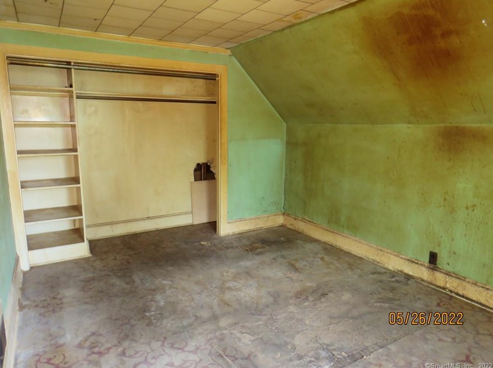 76 Connecticut Blvd, Hartford CT 06108-3013 exterior