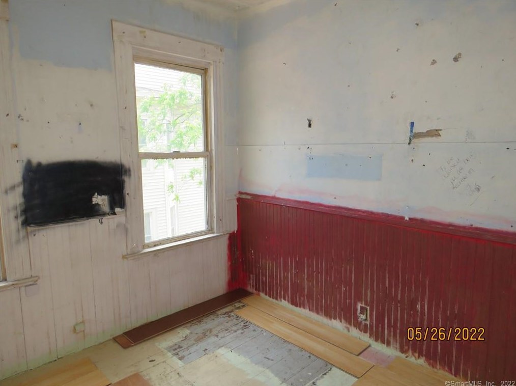 76 Connecticut Blvd, Hartford CT 06108-3013 exterior