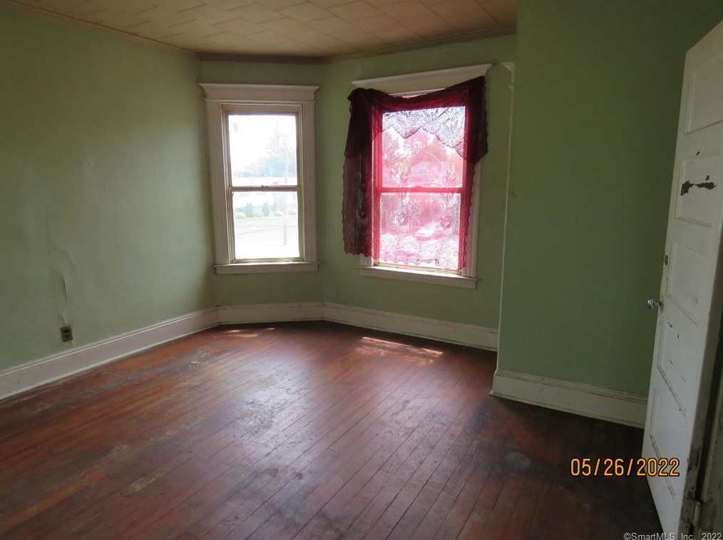 76 Connecticut Blvd, Hartford CT 06108-3013 exterior