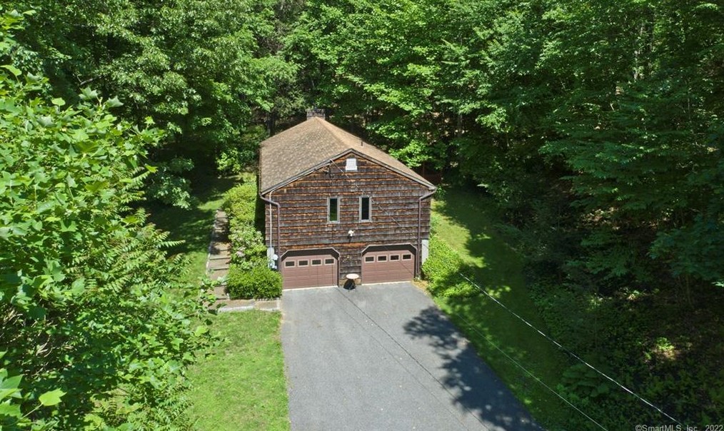 20 Dons Ter, Northville CT  06776-3664 exterior