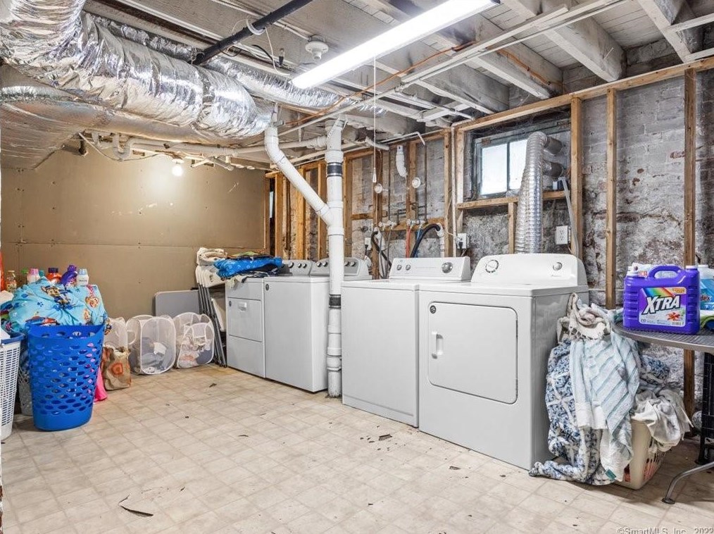 70 Spring St, New Haven CT 06519-2338 exterior