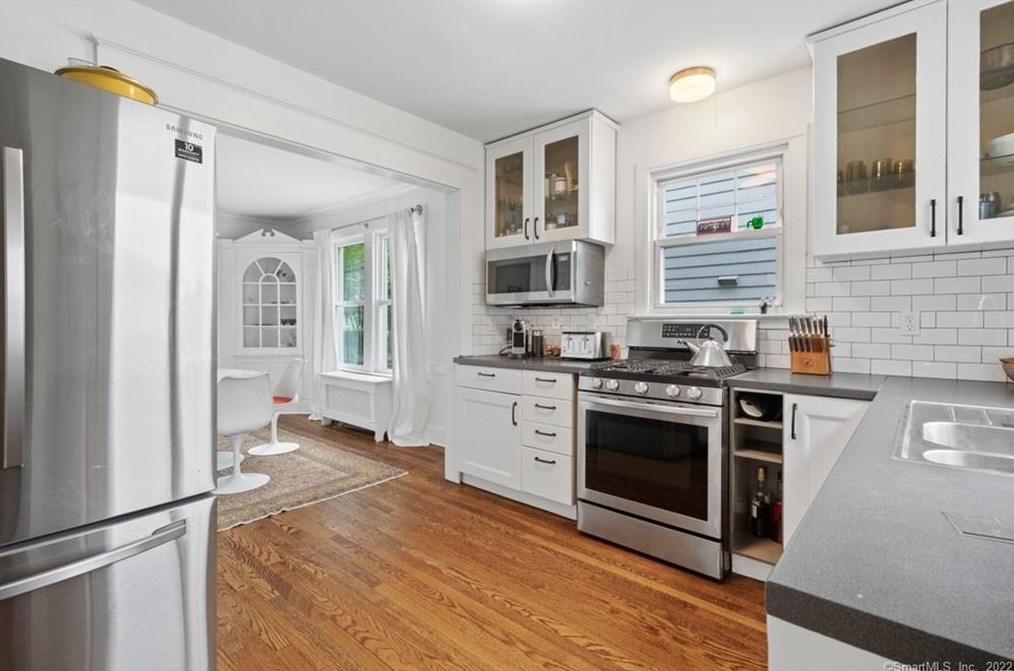 121 Concord St, New Haven CT  06514-4017 exterior