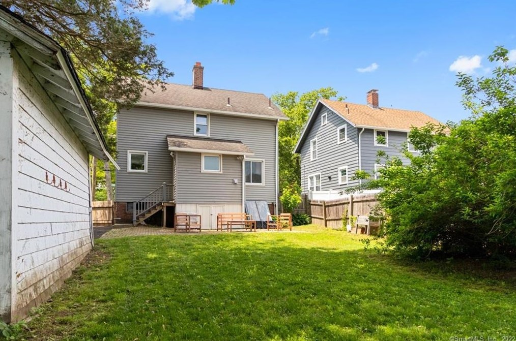 121 Concord St, New Haven CT  06514-4017 exterior