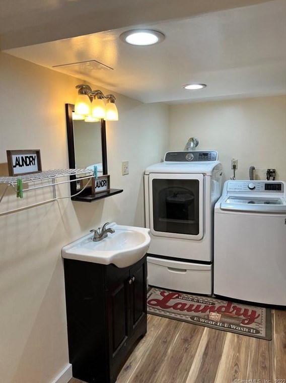 96 Lakeview Ave, New Haven CT 06516-1027 exterior