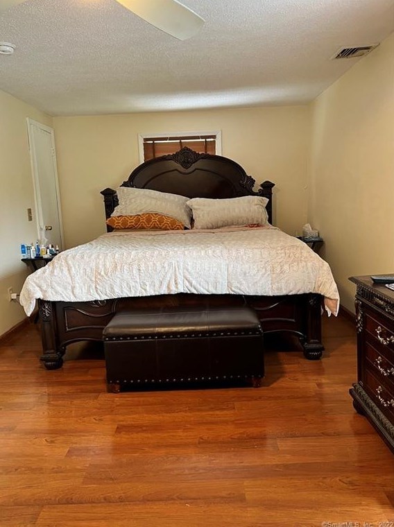 96 Lakeview Ave, New Haven CT 06516-1027 exterior