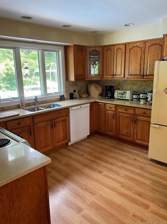 170 Hopkins Rd, Watertown CT  06795-1548 exterior