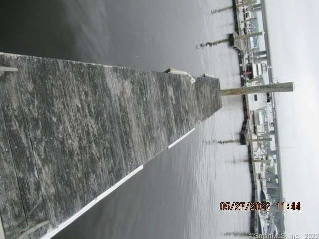 142 Ferry Rd, Fenwick CT  06475-1440 exterior