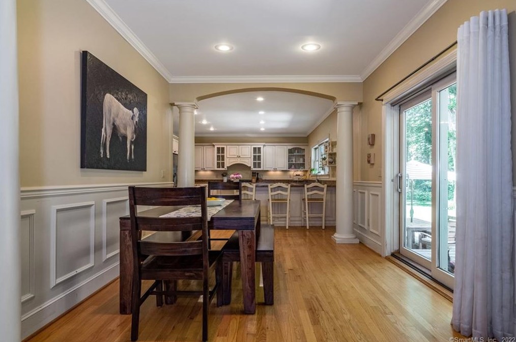 9 Stanton Ct, Madison CT 06443-3352 exterior