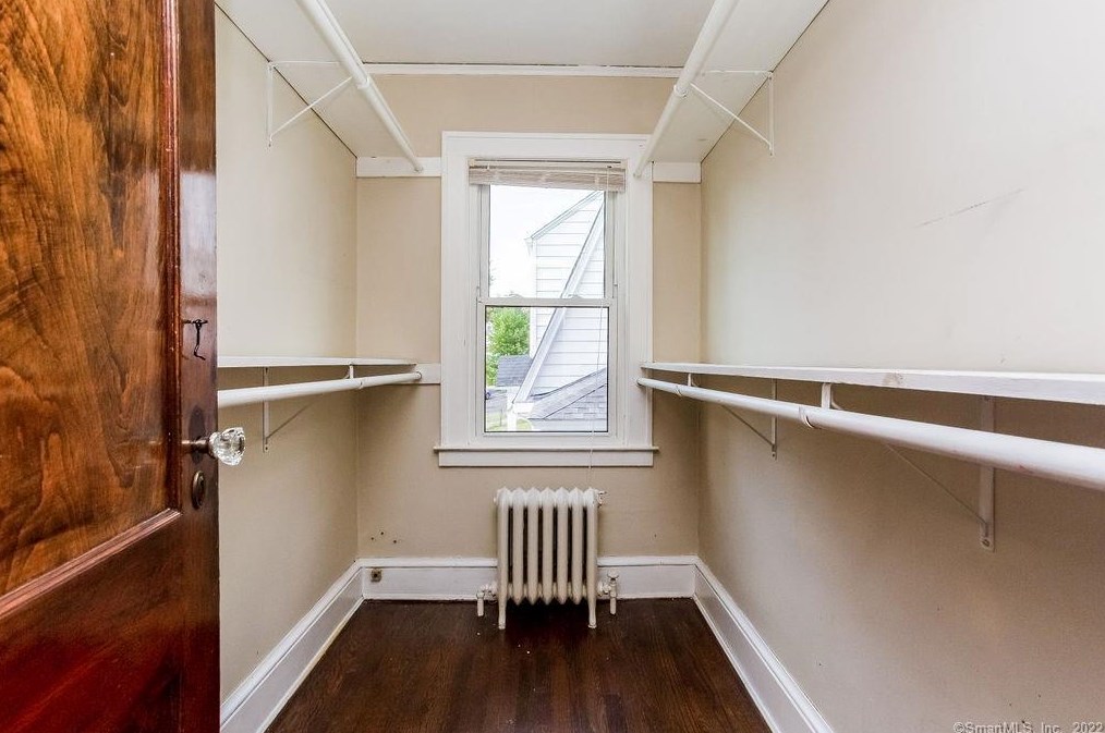 126 Palm St, Hartford CT 06112-1355 exterior