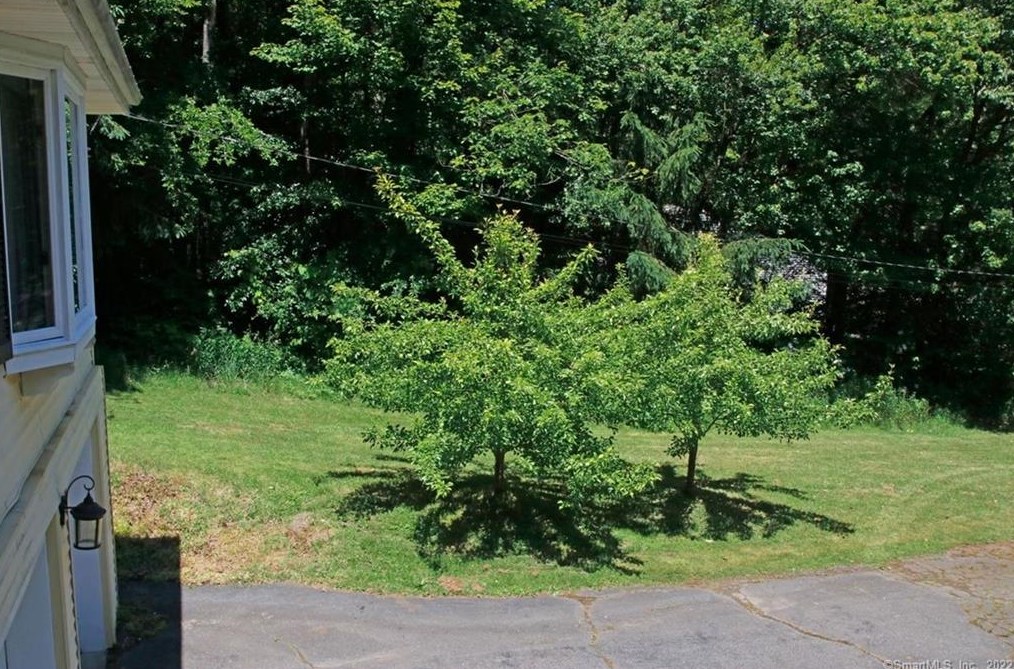 168 Hill Rd, Collinsville CT  06019-2242 exterior