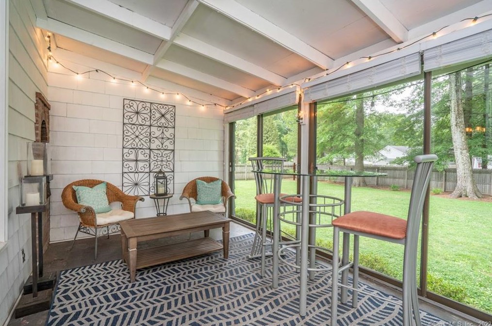 85 Brainard Rd, Hartford CT 06114-1601 exterior