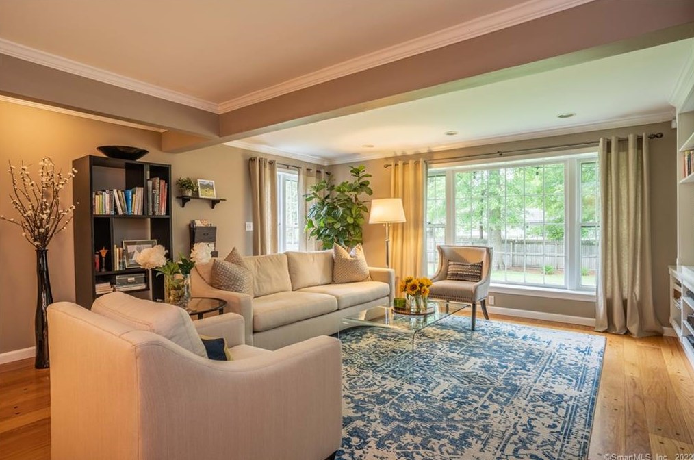 85 Brainard Rd, Hartford CT 06114-1601 exterior