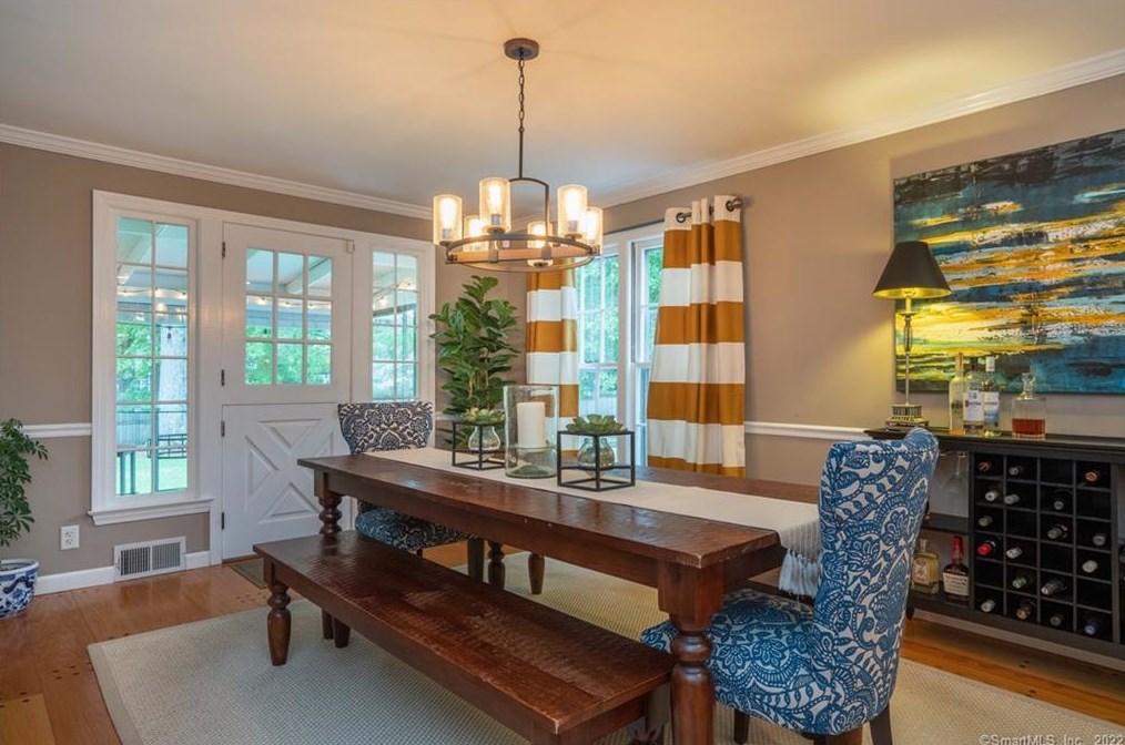 85 Brainard Rd, Hartford CT 06114-1601 exterior