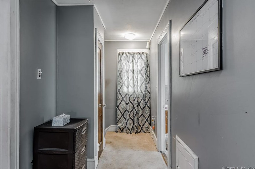 60 Palm St, Hartford CT 06112-1353 exterior