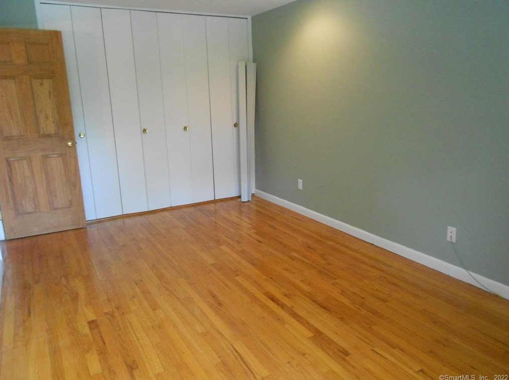 148 Centerbrook Rd, New Haven CT  06518-3402 exterior