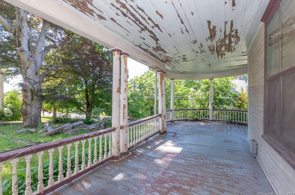 159 Prospect St, Chestnut Hill CT  06226-2631 exterior