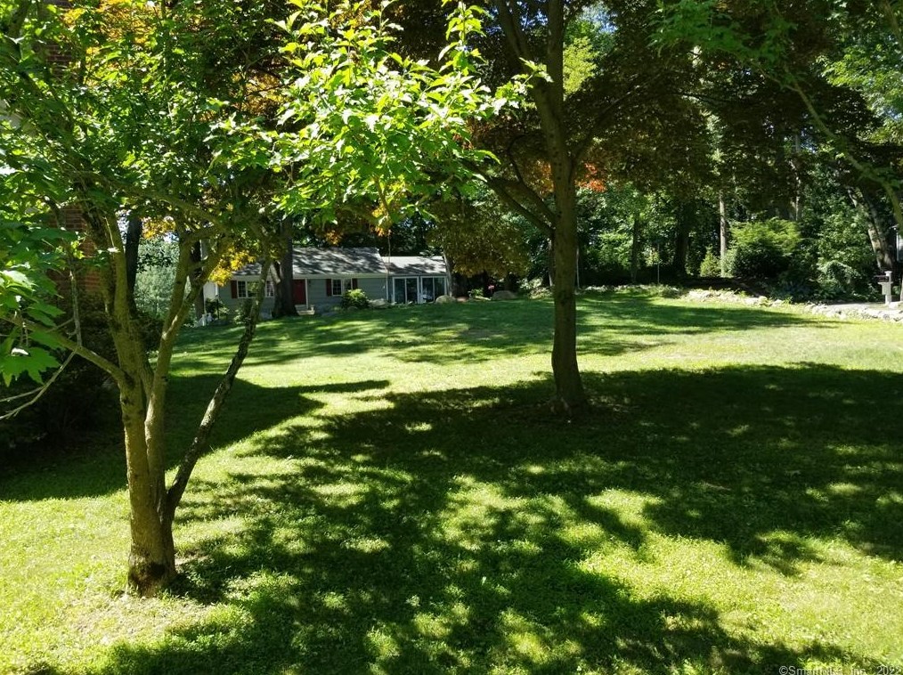 30 Possum Ln, Norwalk, CT 06854