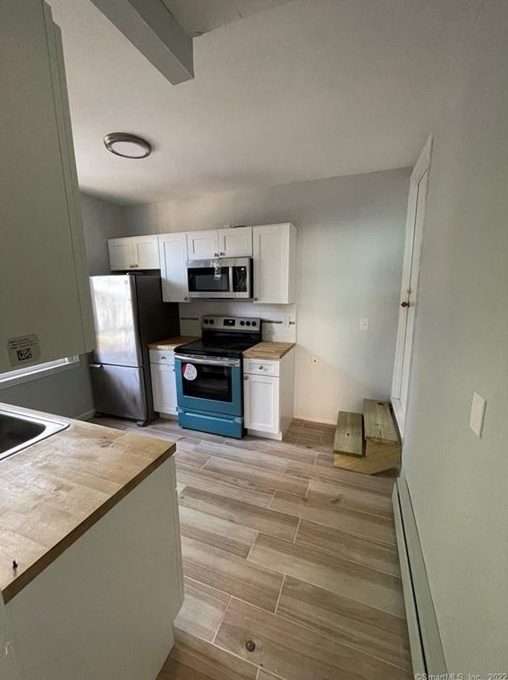 283 Collins St, Hartford CT  06105-1550 exterior