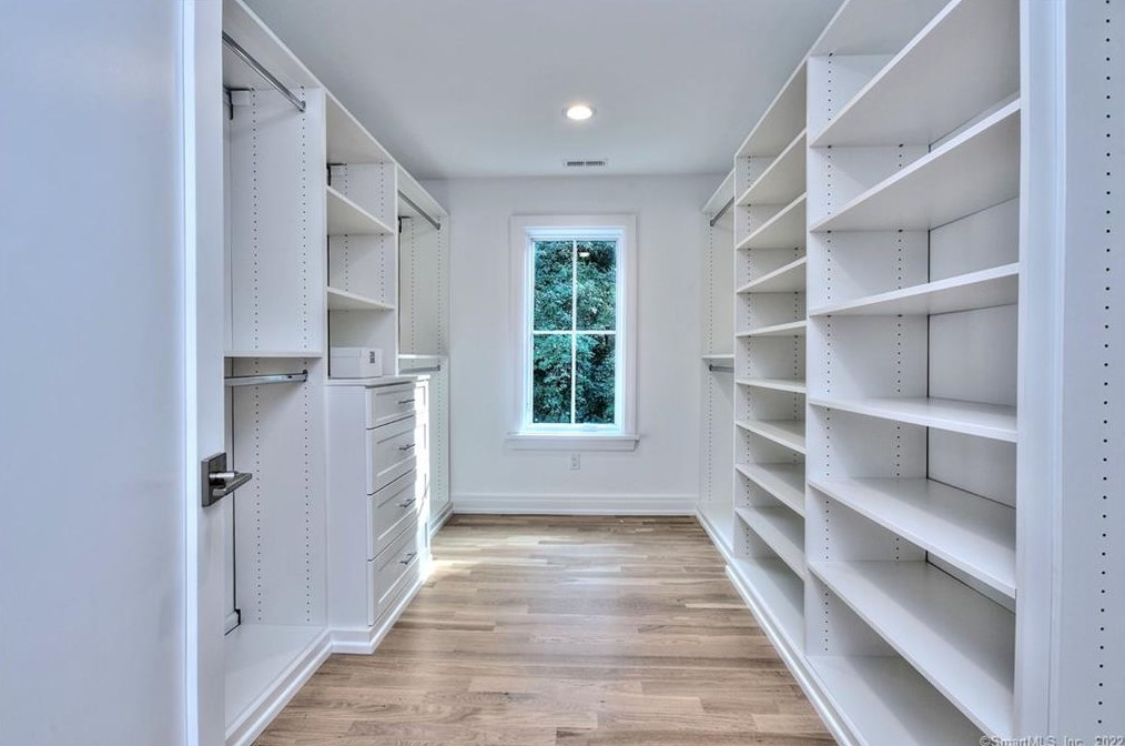 36 Bonnie Brk Rd, Westport CT 06880-1508 exterior