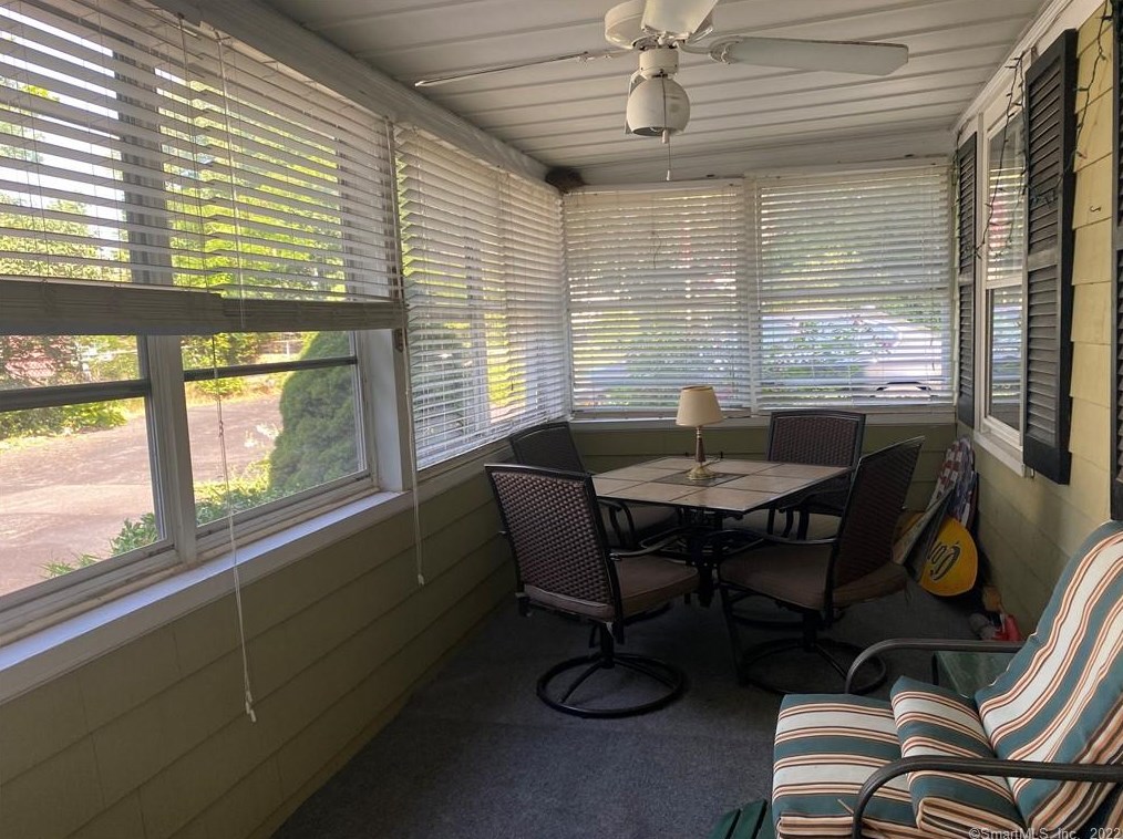 15 Beecher Pl, New Haven CT 06512-3904 exterior