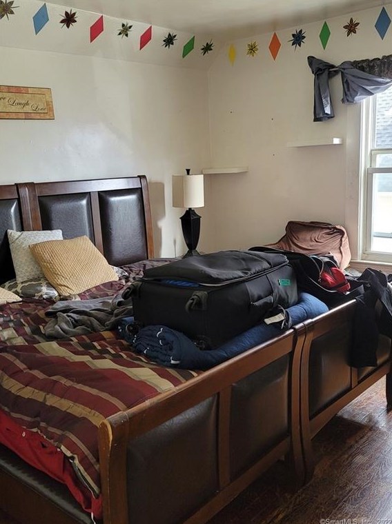 51 St, Hartford CT 06114-2642 exterior