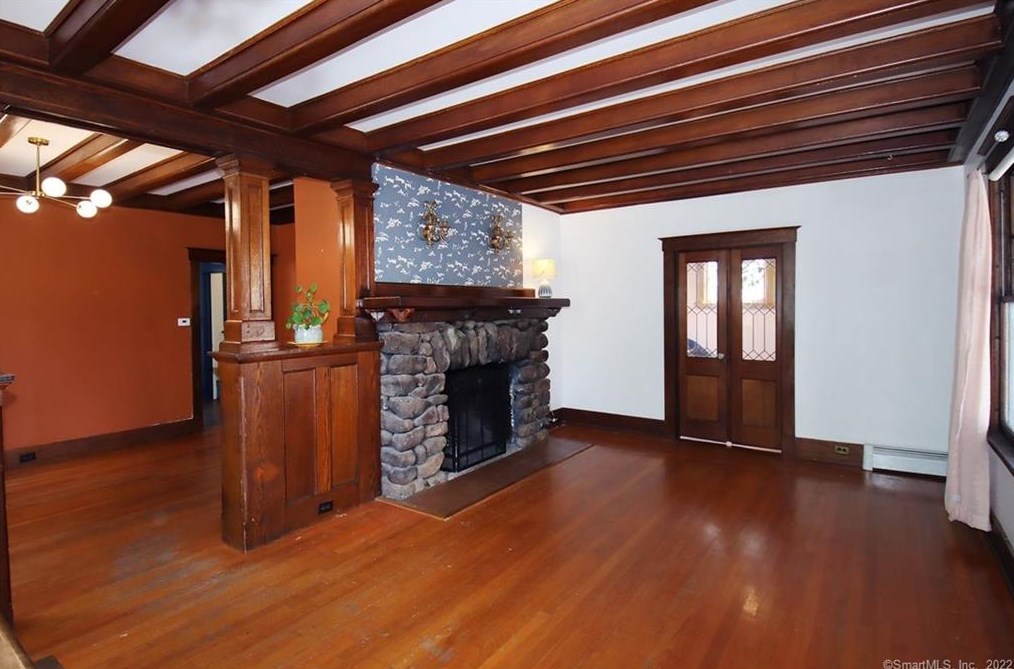 101 Putnam Ave, New Haven CT 06517-2736 exterior