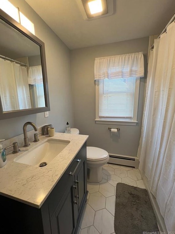 5 Ridgewood Rd, Meriden CT 06450-4443 exterior