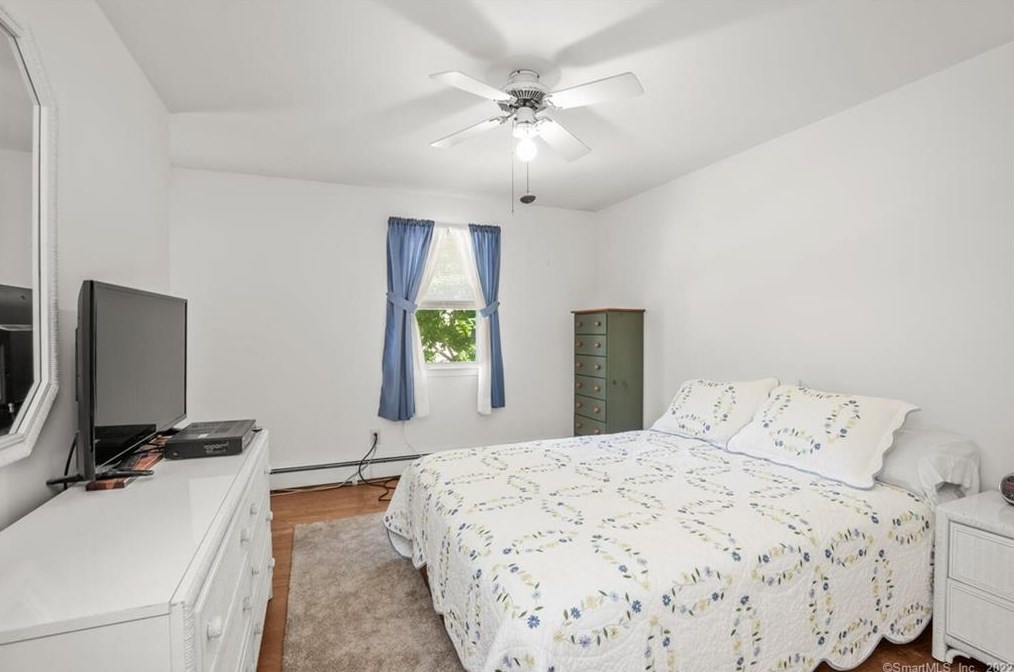 115 Sulik Ter, Stratford CT  06614-3146 exterior