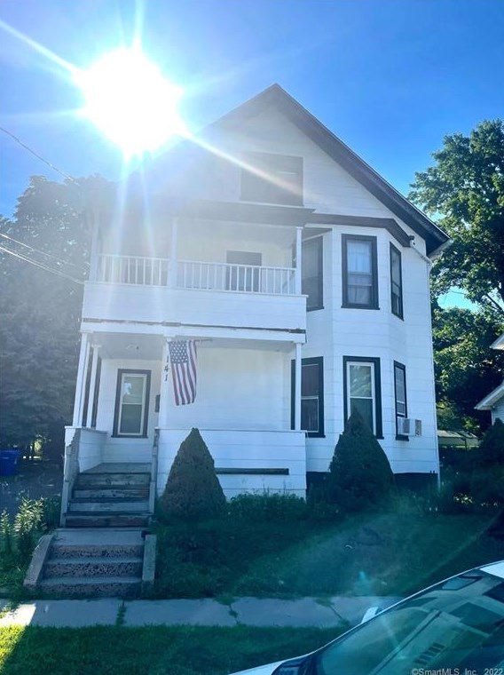 141 Murray St, Meriden CT 06450-4434 exterior