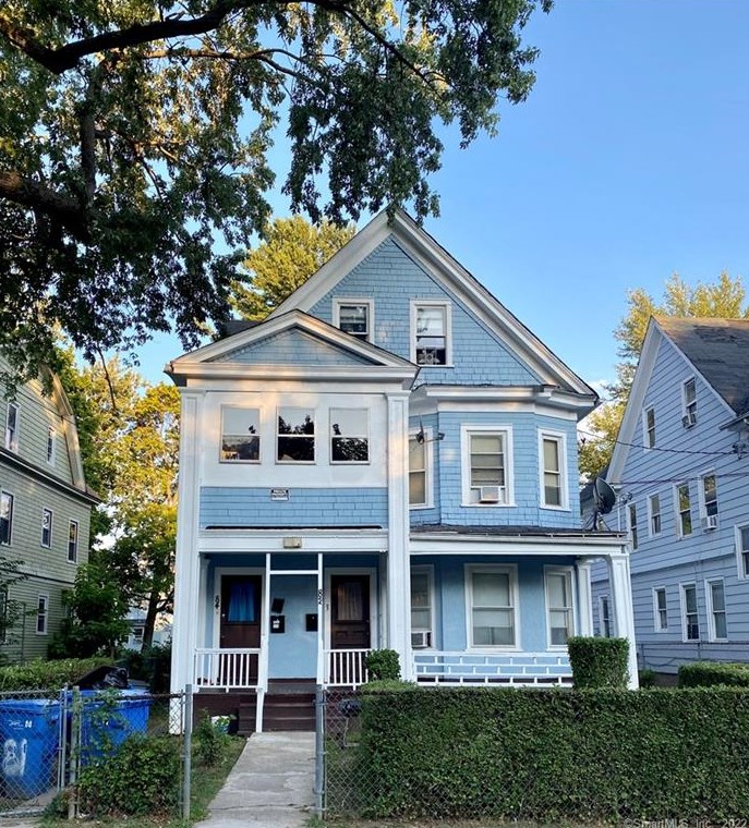 82 Cabot St, Hartford CT  06112-2320 exterior