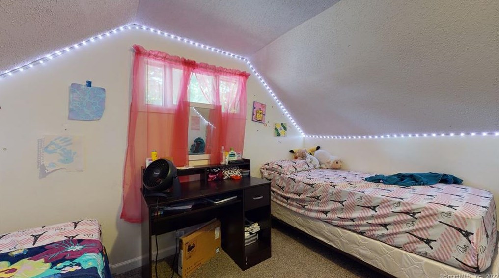 53 Baltic St, Hartford CT  06112-1202 exterior