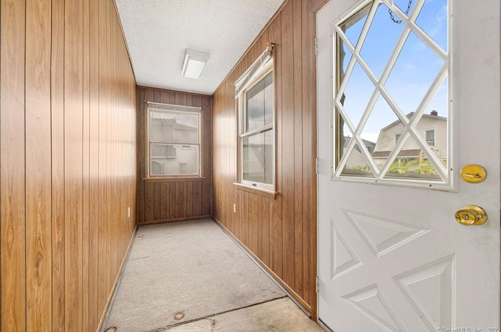 152 Glendale Ave, Hartford CT 06106-3004 exterior