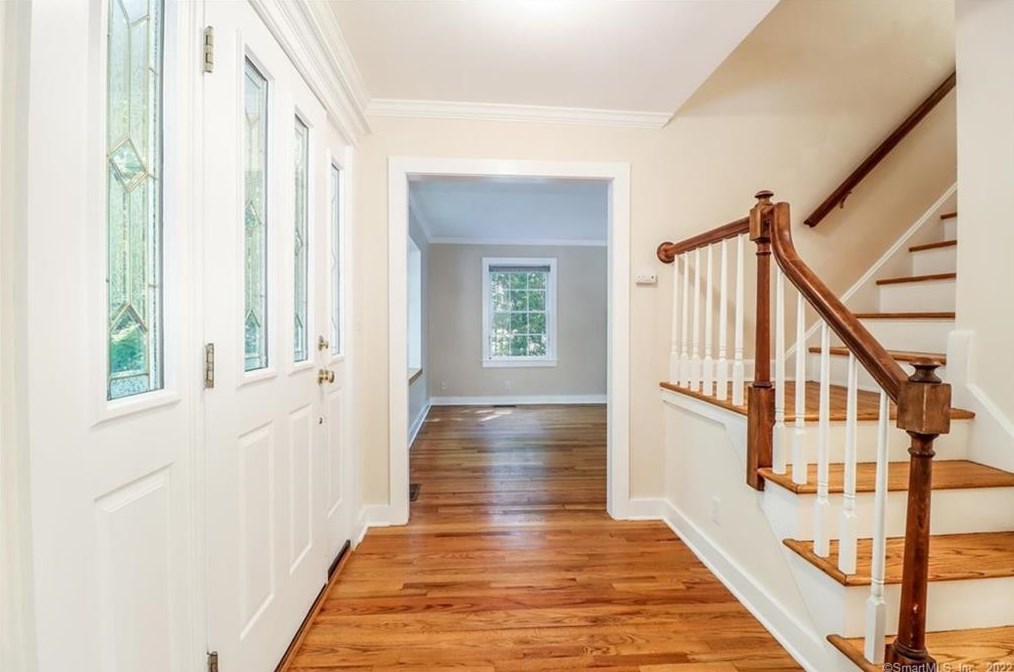 29 Bradley Ln, Sandy Hook, CT 06482-1611