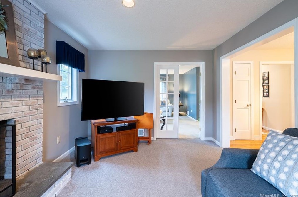 90 Mt Fair Dr, Watertown CT  06795-1659 exterior