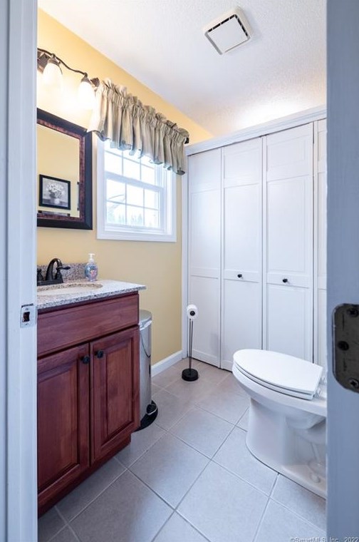 90 Mt Fair Dr, Watertown CT  06795-1659 exterior