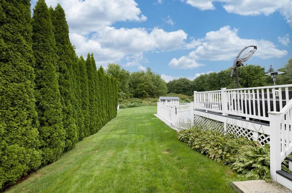 90 Mt Fair Dr, Watertown CT  06795-1659 exterior