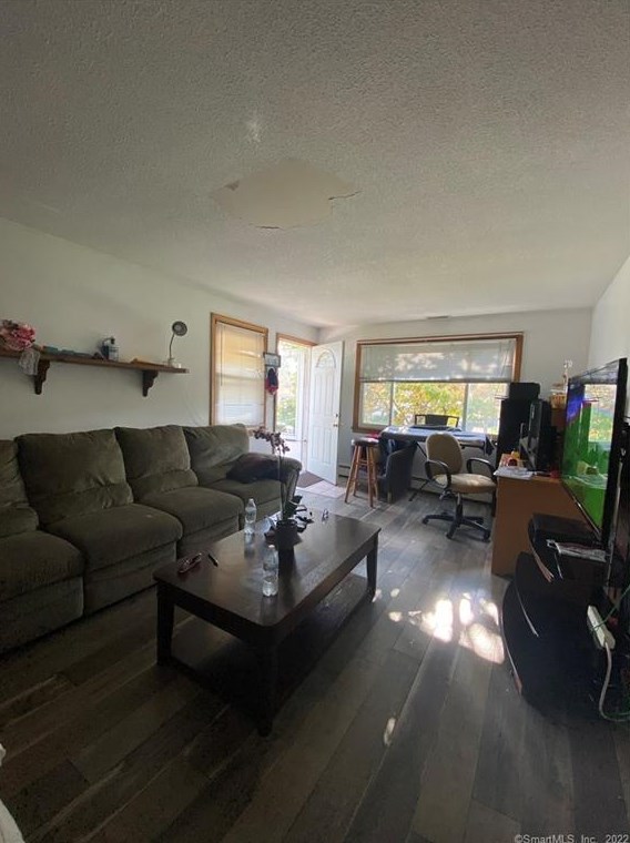 16 Fairfax Ave, Hartford CT  06119-2003 exterior