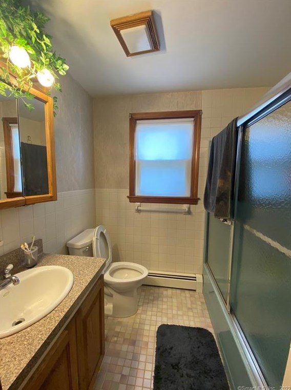 16 Fairfax Ave, Hartford CT  06119-2003 exterior