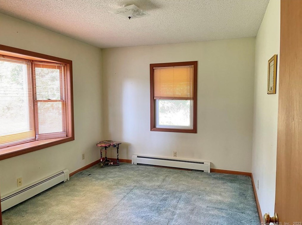 235 Smith Hl Rd, Winsted CT 06098-2218 exterior