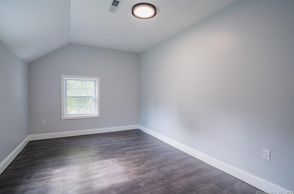 810 Hamilton Ave, Watertown CT  06795-2309 exterior