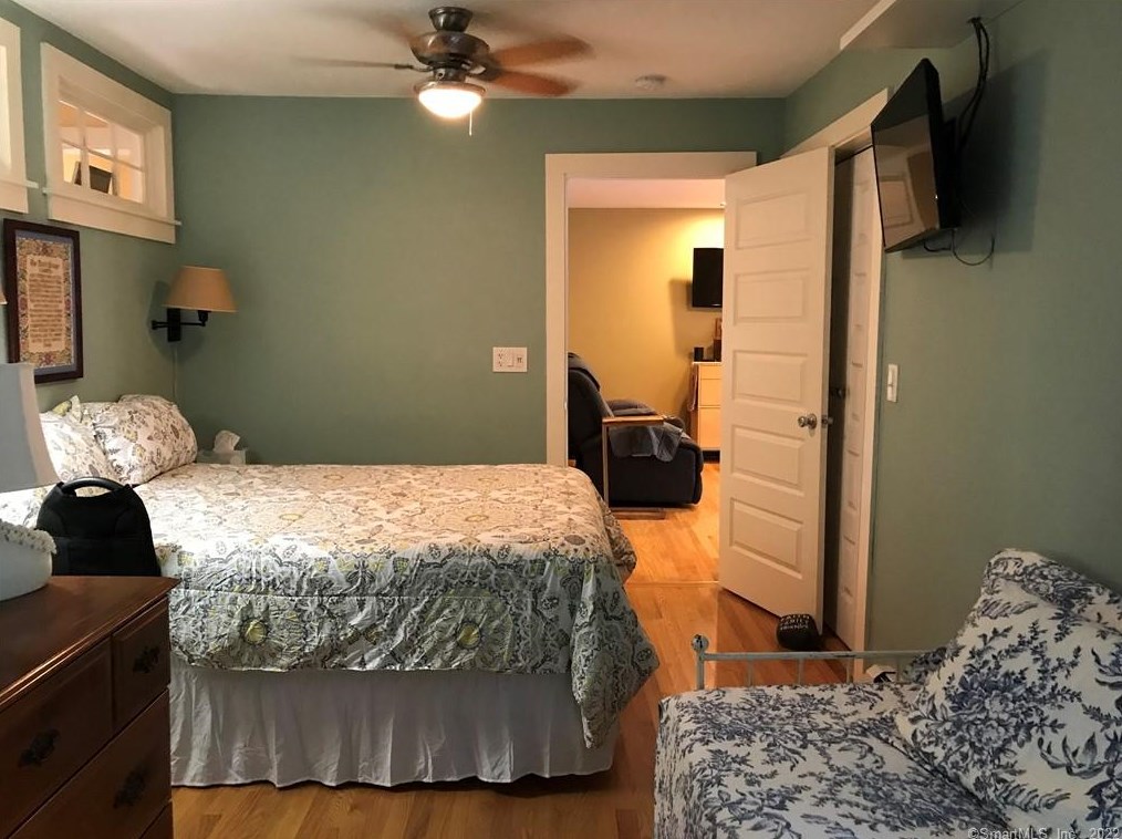 94 Kelseytown Rd, Clinton CT 06413-1455 exterior