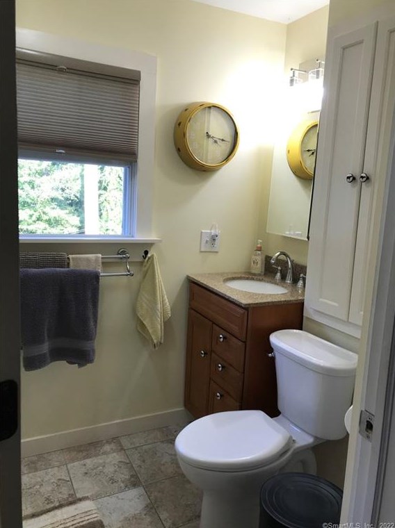 94 Kelseytown Rd, Clinton CT 06413-1455 exterior