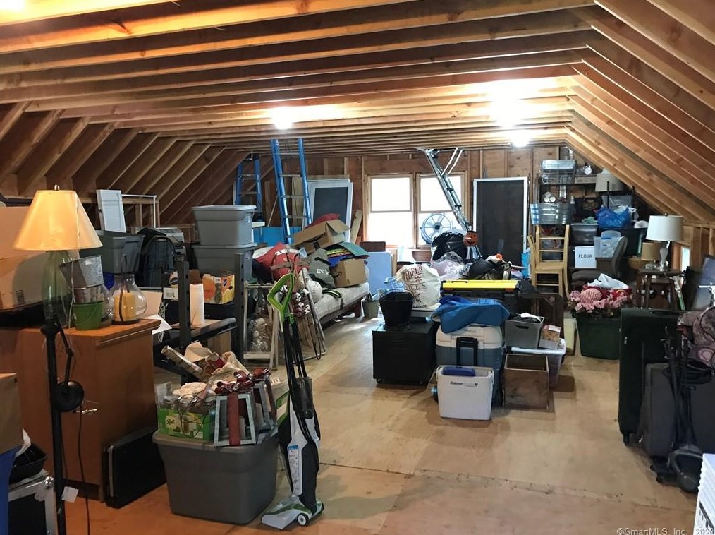 94 Kelseytown Rd, Clinton CT 06413-1455 exterior