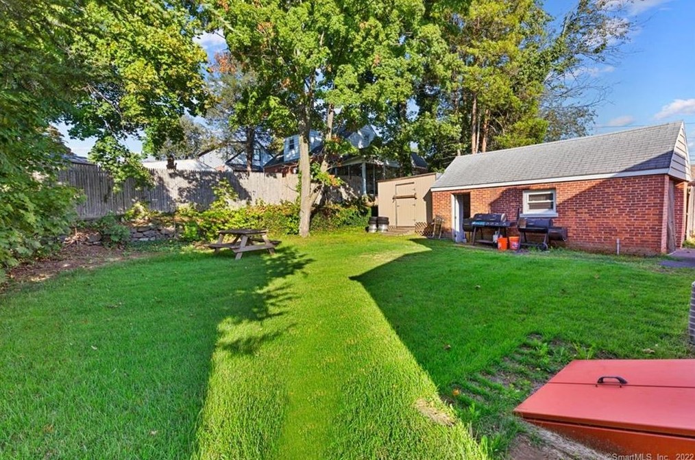 58 Michael Rd, New Haven CT 06514-4504 exterior