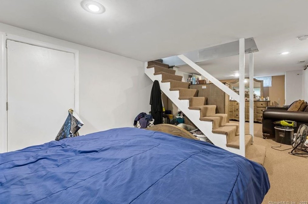 58 Michael Rd, New Haven CT 06514-4504 exterior