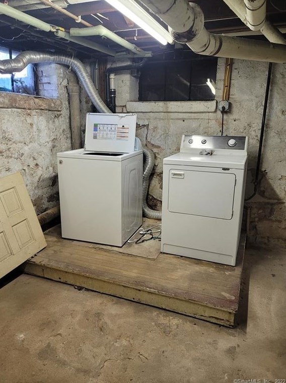 15 Parker Pl, New Haven CT 06512-3958 exterior