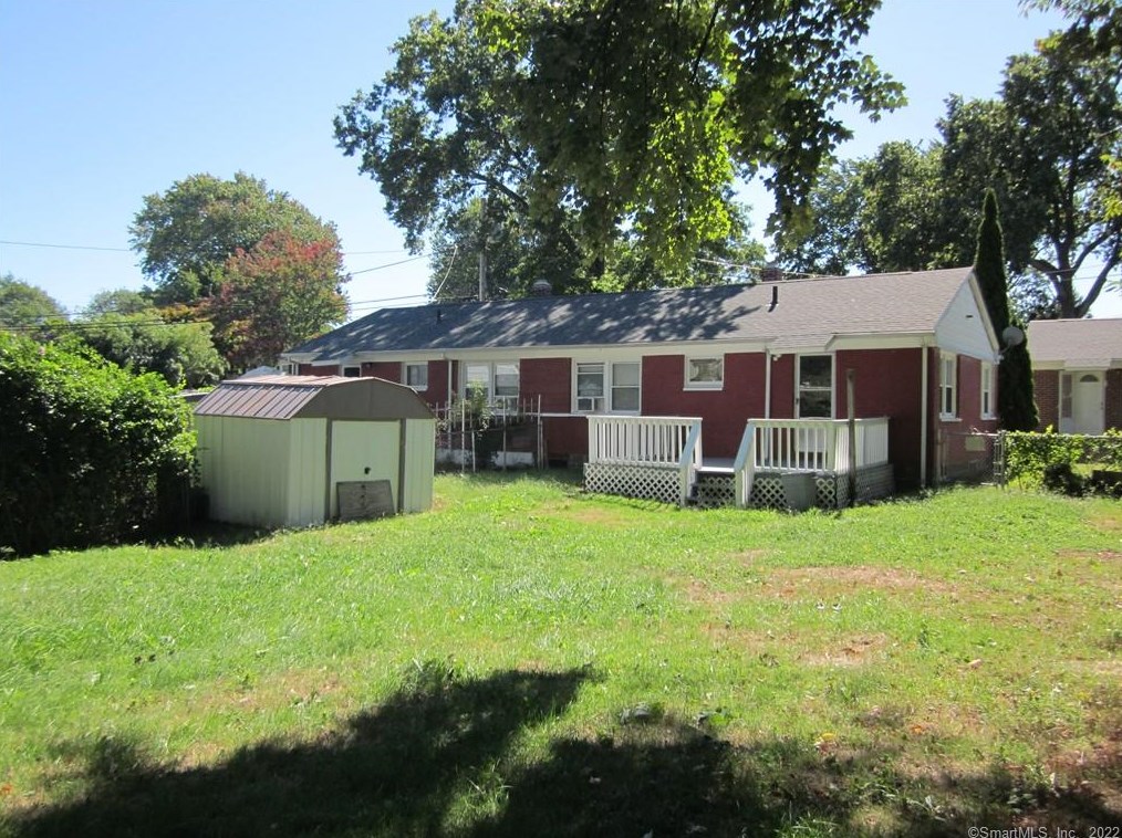 34 Sikorsky Pl, Stratford CT  06614-3729 exterior